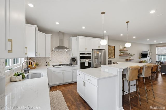 220 N Sydney Court, Plymouth, MI 48170