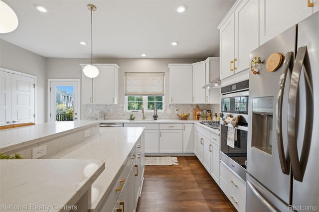 220 N Sydney Court, Plymouth, MI 48170