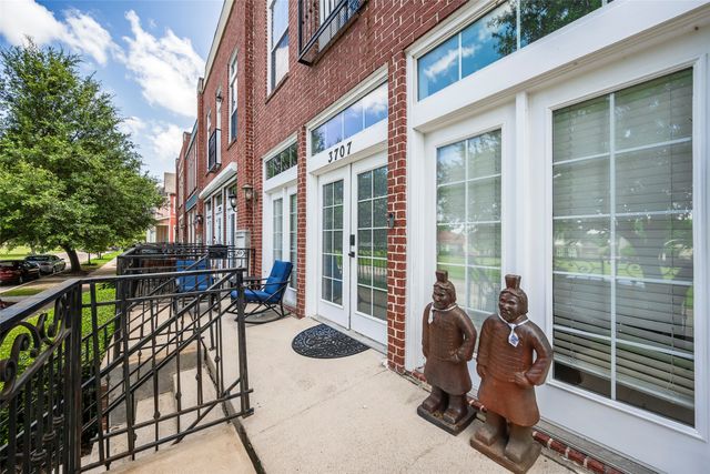 3707 Patience Boulevard E, Dallas, TX 75236