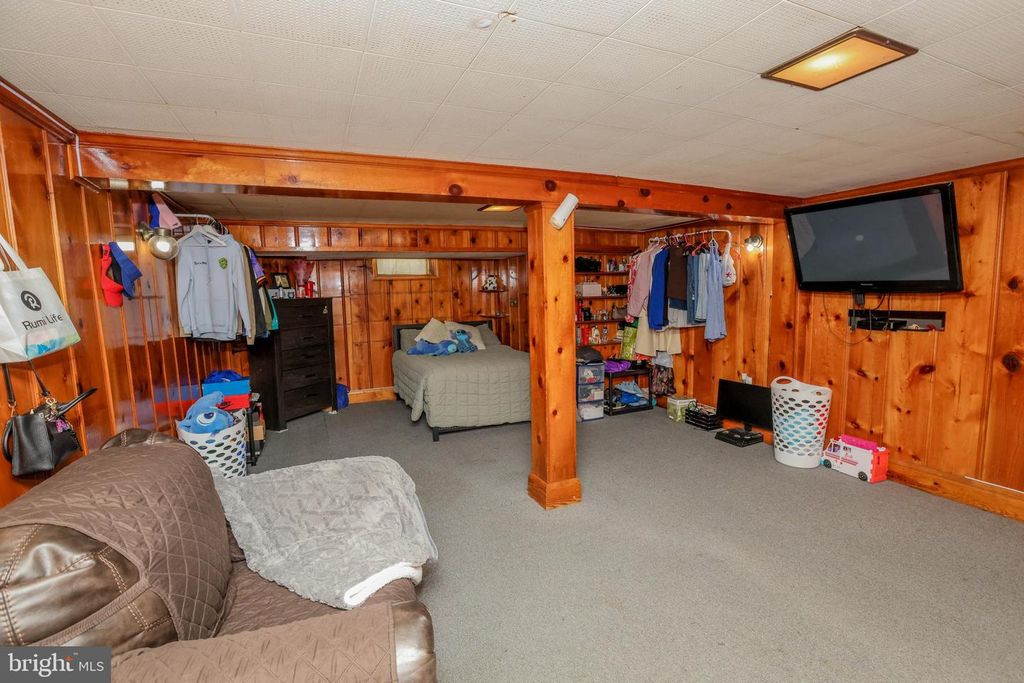 Image 16 of property listing at 2504 AMBLER CT, Dundalk, MD 21222