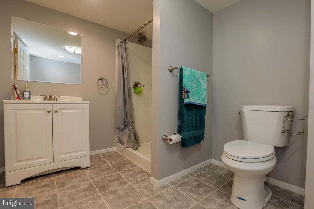 Image 17 of property listing at 2504 AMBLER CT, Dundalk, MD 21222