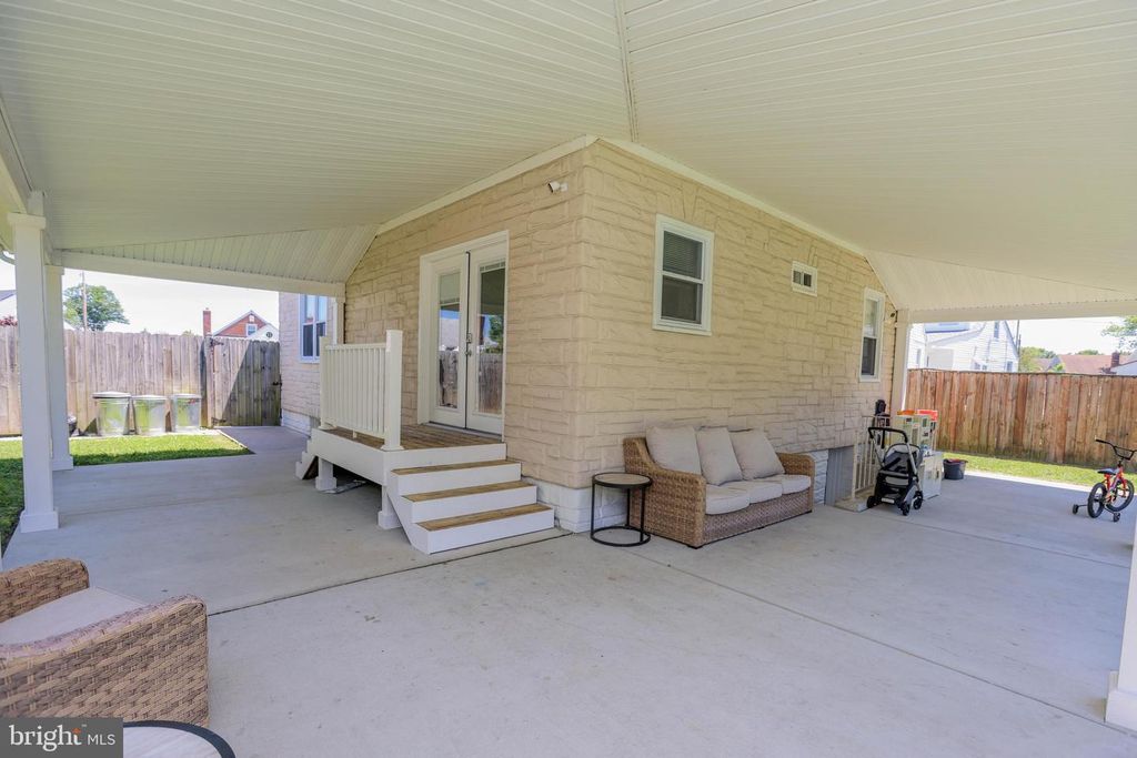 Image 23 of property listing at 2504 AMBLER CT, Dundalk, MD 21222