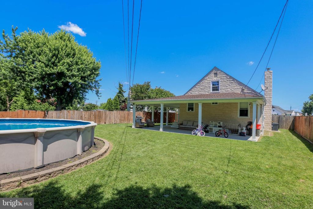 Image 24 of property listing at 2504 AMBLER CT, Dundalk, MD 21222