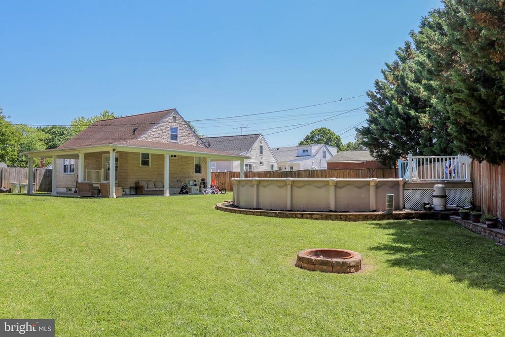 Image 30 of property listing at 2504 AMBLER CT, Dundalk, MD 21222