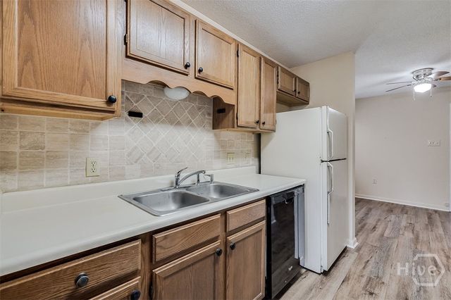 494 Teal Lake Drive, Richmond Hill, GA 31324