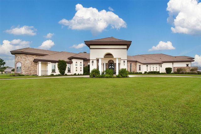 418 Lakeview Boulevard, Dickinson, TX 77539
