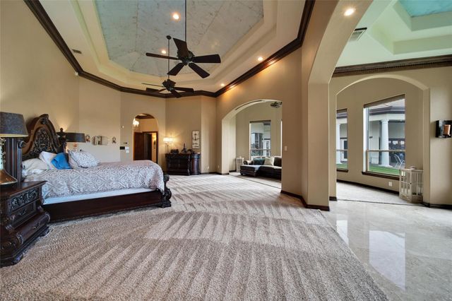 418 Lakeview Boulevard, Dickinson, TX 77539