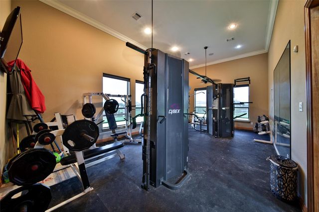 418 Lakeview Boulevard, Dickinson, TX 77539