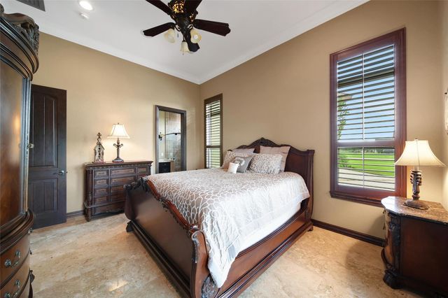 418 Lakeview Boulevard, Dickinson, TX 77539