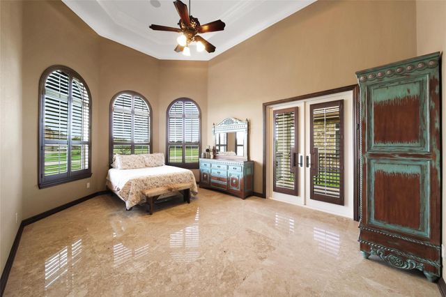 418 Lakeview Boulevard, Dickinson, TX 77539