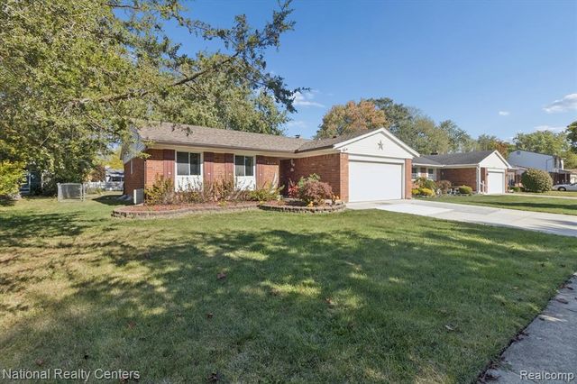 44768 Hanford Road, Canton, MI 48187