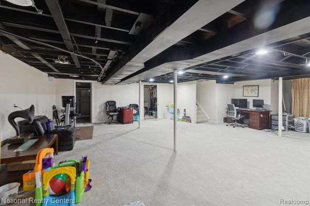44768 Hanford Road, Canton, MI 48187