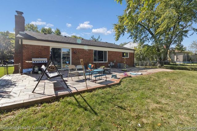 44768 Hanford Road, Canton, MI 48187