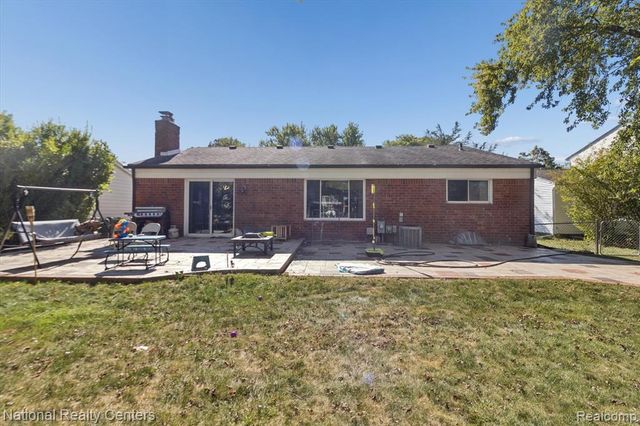 44768 Hanford Road, Canton, MI 48187