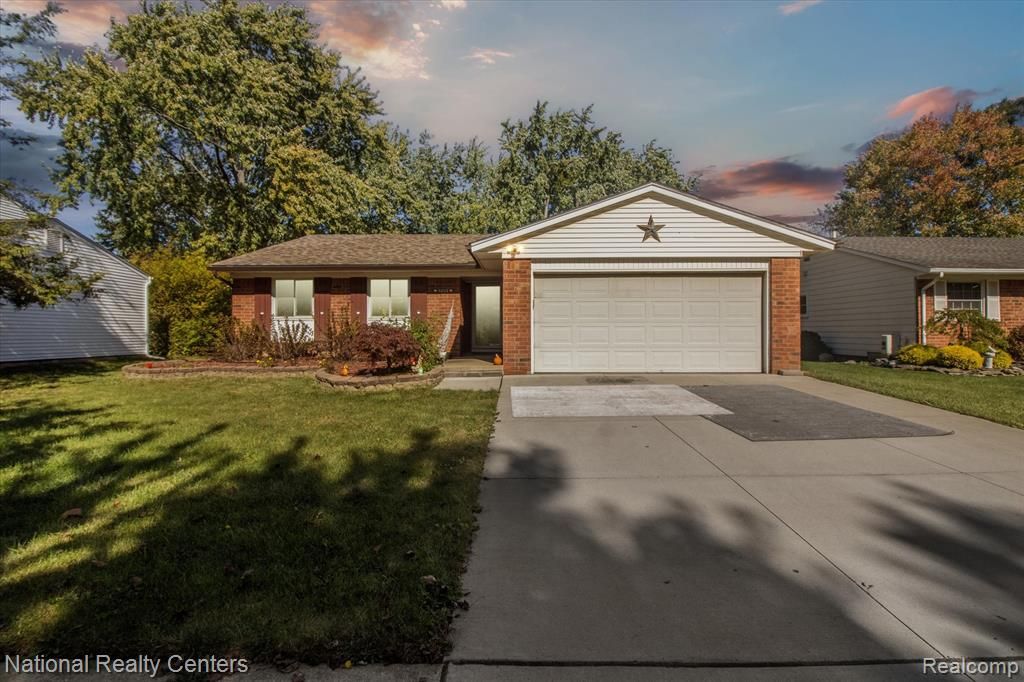44768 Hanford Road, Canton, MI 48187