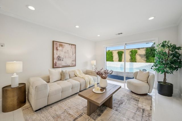 7333 Tulipwood Cir, Pleasanton, CA 94588