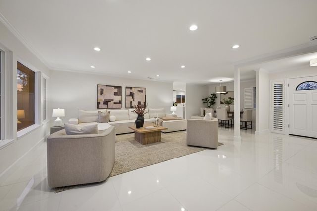 7333 Tulipwood Cir, Pleasanton, CA 94588