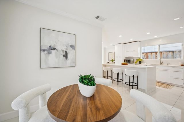 7333 Tulipwood Cir, Pleasanton, CA 94588