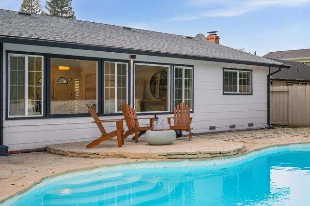 7333 Tulipwood Cir, Pleasanton, CA 94588