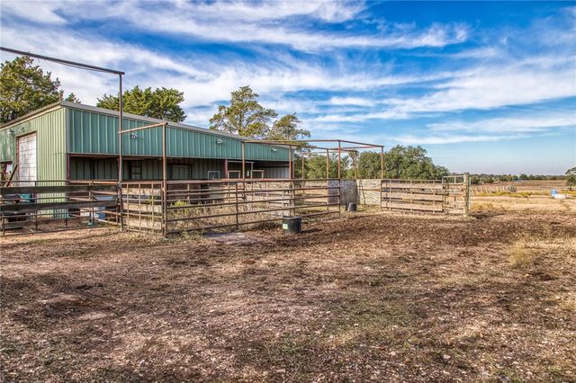 7300-2 Goehring Road, Ledbetter, TX 78946