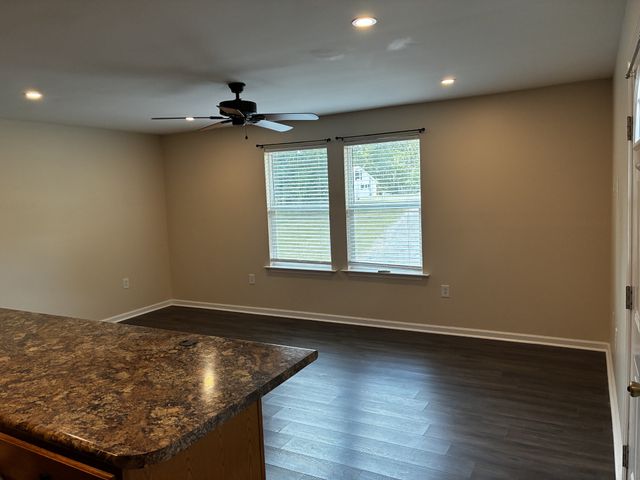 10200 New Hope Rd, Bon Aqua, TN 37025