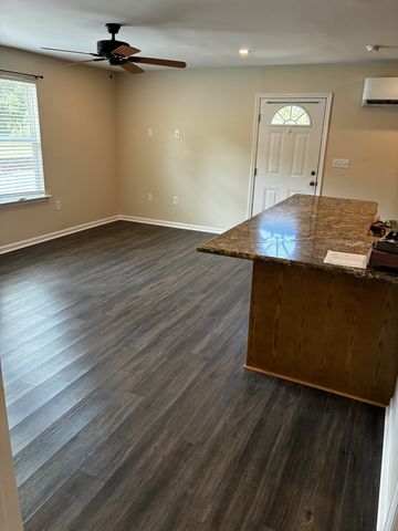 10200 New Hope Rd, Bon Aqua, TN 37025