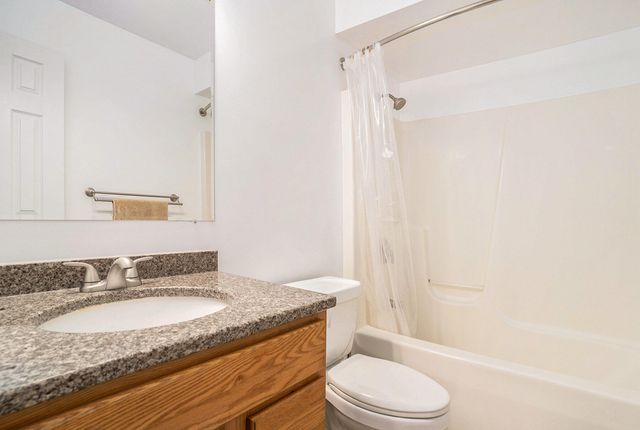 11764 Deerfield Drive, Ravenna Twp, MI 49451