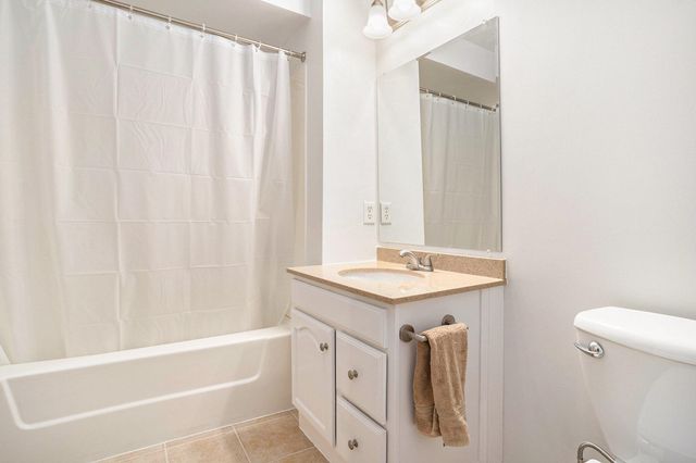 11764 Deerfield Drive, Ravenna Twp, MI 49451