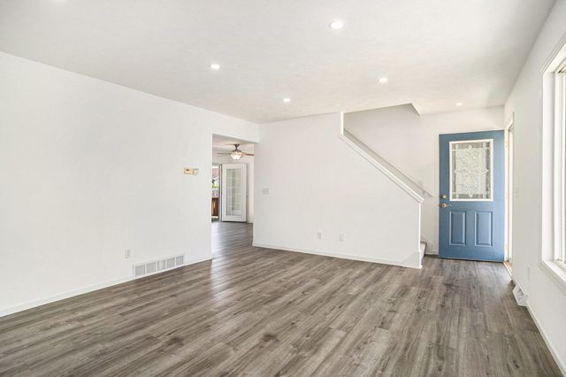 11764 Deerfield Drive, Ravenna Twp, MI 49451