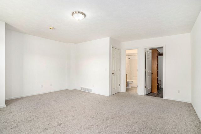 11764 Deerfield Drive, Ravenna Twp, MI 49451