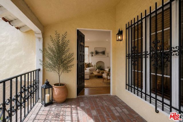 1440 S Cardiff Avenue, Los Angeles, CA 90035