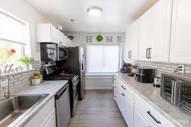 2604 Madaline Drive, Avenel, NJ 07001