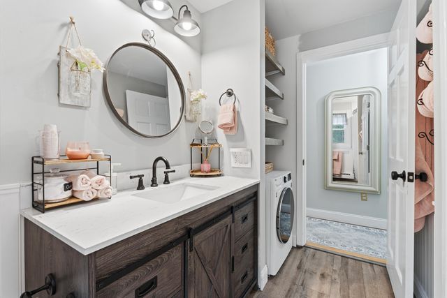 6 Clyde Road, York, ME 03909