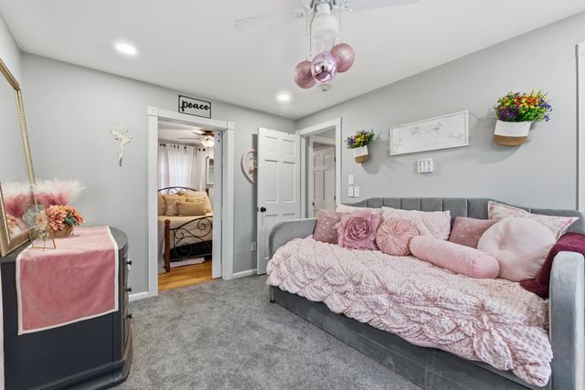 6 Clyde Road, York, ME 03909