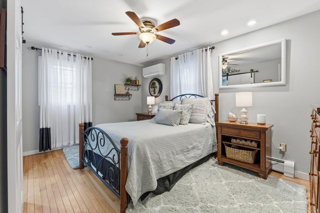 6 Clyde Road, York, ME 03909