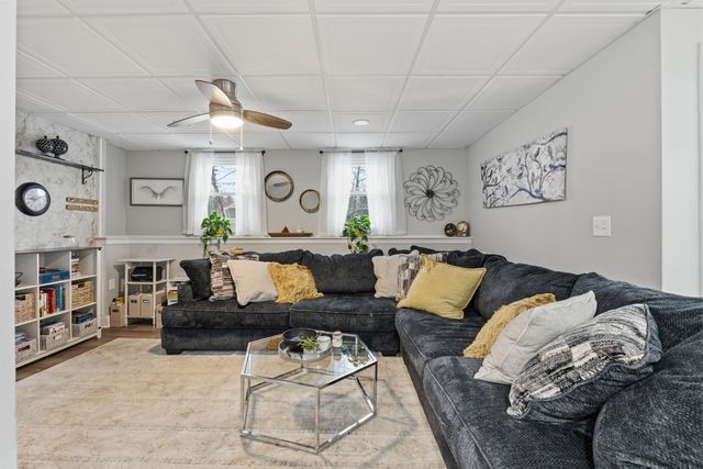 6 Clyde Road, York, ME 03909