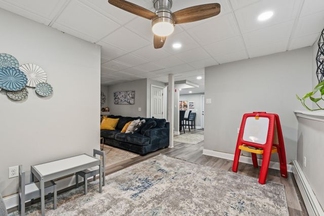 6 Clyde Road, York, ME 03909