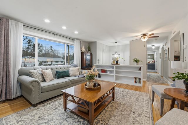 6 Clyde Road, York, ME 03909