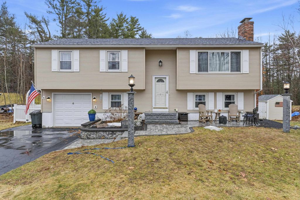 6 Clyde Road, York, ME 03909