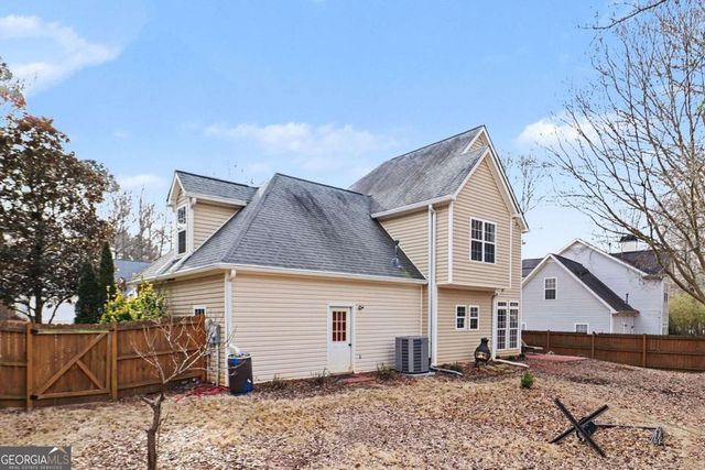 15 Forest Point, Newnan, GA 30265