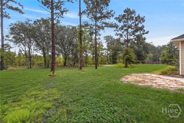 99 NE Taylors Creek Spur, Ludowici, GA 31316