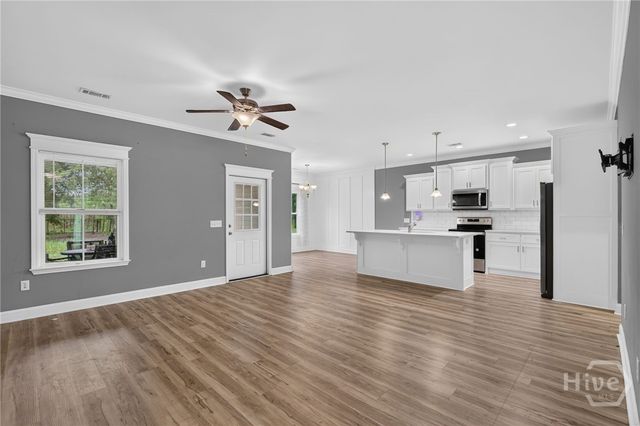 99 NE Taylors Creek Spur, Ludowici, GA 31316