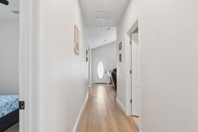 602 Tropical Way, Freeport, FL 32439