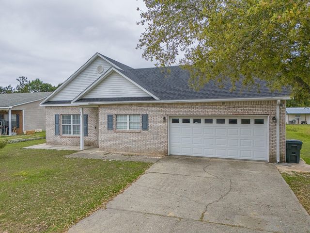 602 Tropical Way, Freeport, FL 32439