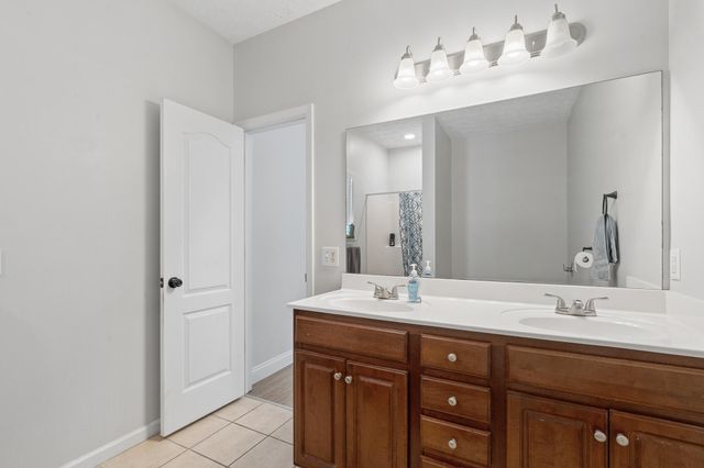 602 Tropical Way, Freeport, FL 32439