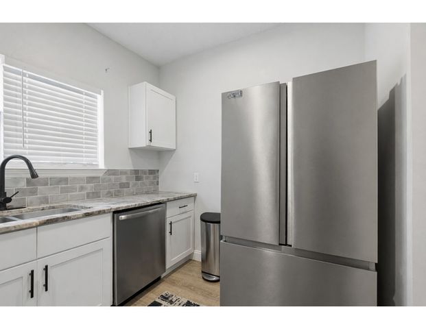 602 Tropical Way, Freeport, FL 32439