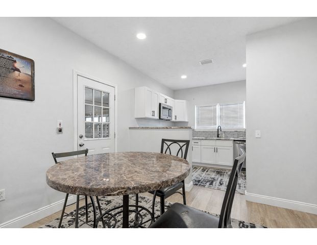 602 Tropical Way, Freeport, FL 32439