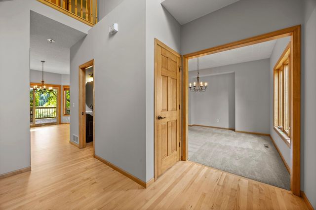 18462 Gladstone Boulevard N, Maple Grove, MN 55311