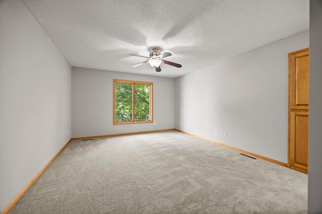 18462 Gladstone Boulevard N, Maple Grove, MN 55311