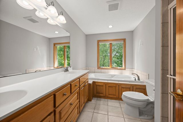 18462 Gladstone Boulevard N, Maple Grove, MN 55311